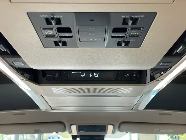 Toyota Vellfire — Фото автомобиля 28