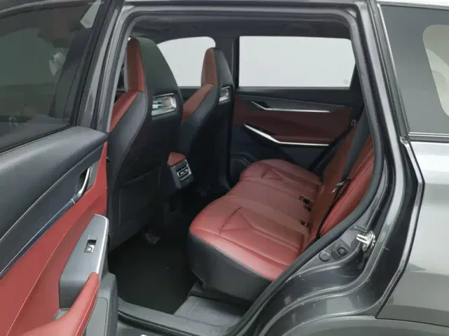 Changan CS75 Plus — Фото автомобиля 15