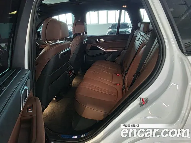 BMW X5 xDrive 40i M Sport — Фото автомобиля 12