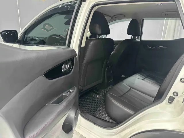 Nissan Qashqai — Фото автомобиля 14