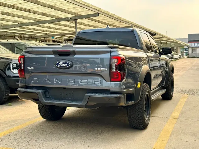 Ford Ranger — Фото автомобиля 4