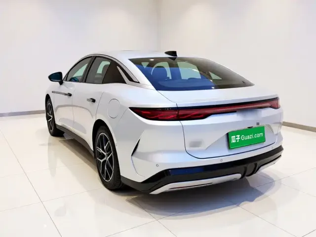BYD Han L — Фото автомобиля 4