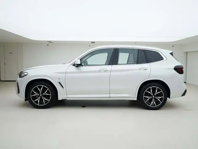 BMW X3 — Фото автомобиля 3