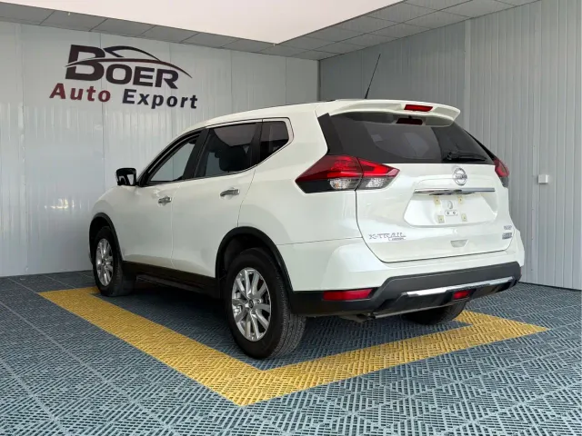 Nissan X-Trail — Фото автомобиля 6