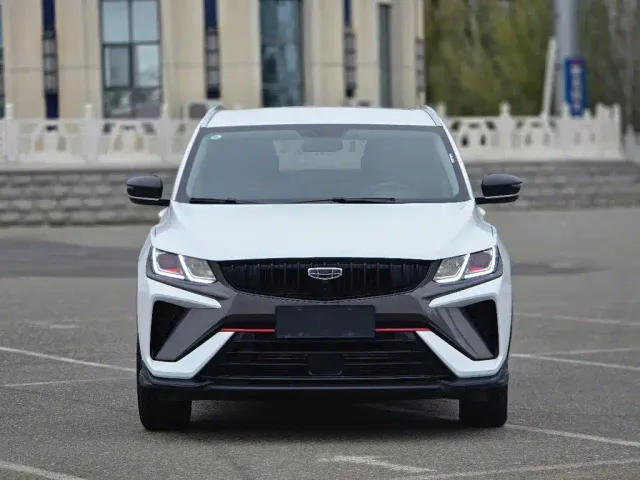 Geely Binyue — Фото автомобиля 2