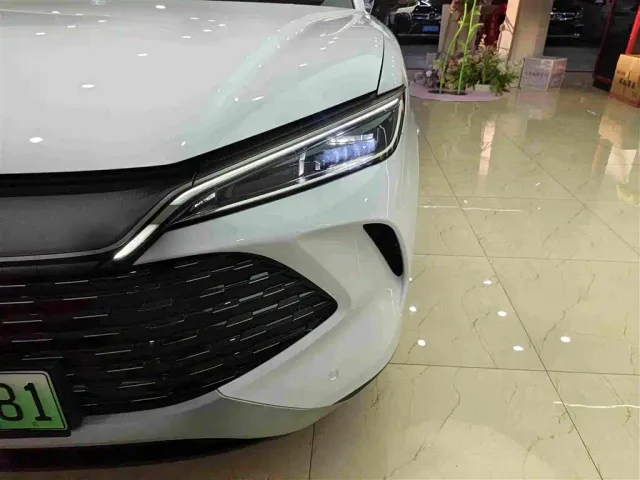 BYD Song L DM-i — Фото автомобиля 8
