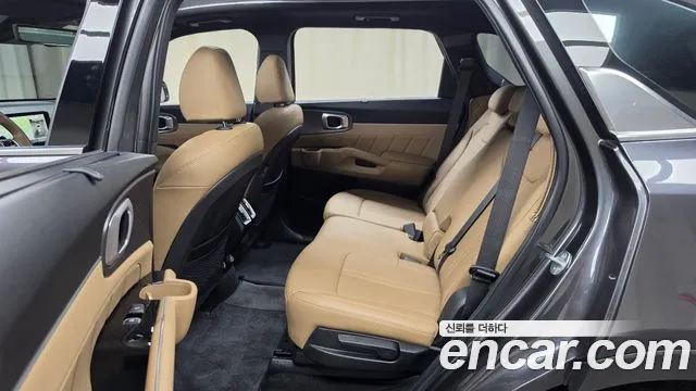 Kia Sorento — Фото автомобиля 16