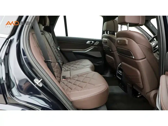BMW X5 — Фото автомобиля 8