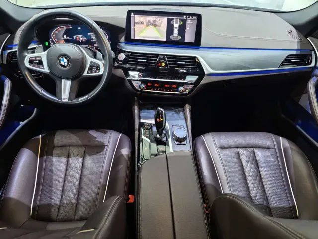 BMW 5 Series — Фото автомобиля 5