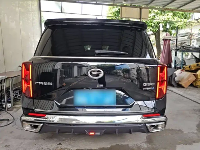 GAC Trumpchi GS8 — Фото автомобиля 5