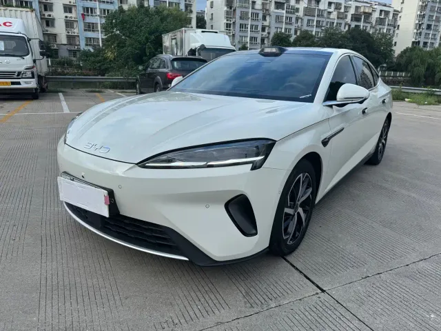 Фотография автомобиля — BYD Seal 07 DM-i