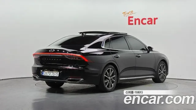 Hyundai Grandeur Новый Grandeur IG 3.0 LPi (Для проката) — Фото автомобиля 2