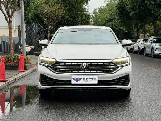 Volkswagen Sagitar — Фото автомобиля 2