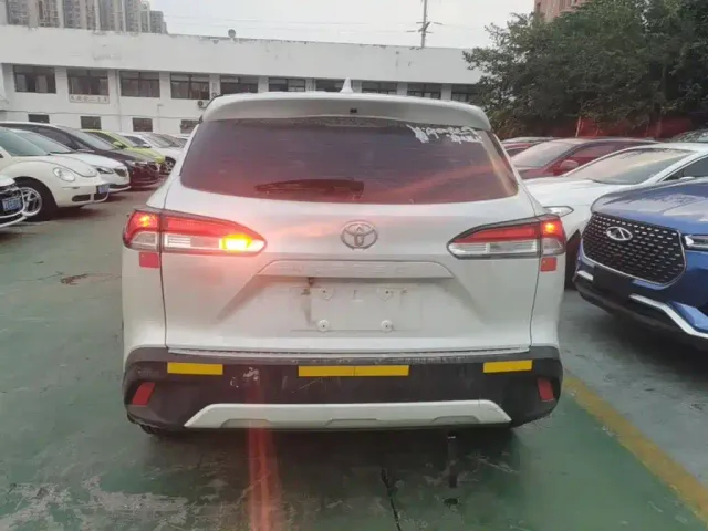 Toyota Corolla Cross — Фото автомобиля 5