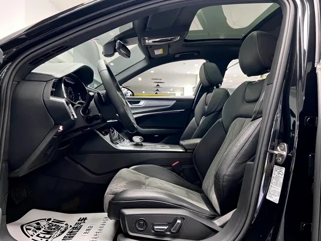 Audi A6L — Фото автомобиля 16
