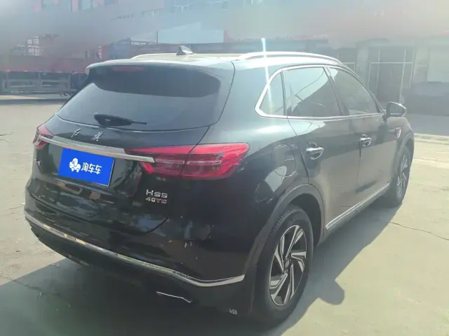 Hongqi HS5 — Фото автомобиля 3