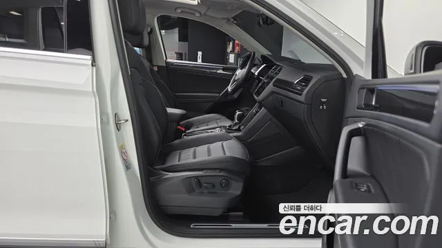 Volkswagen Tiguan Tiguan 2 поколение 2.0 TDI 4Motion Prestige — Фото автомобиля 24