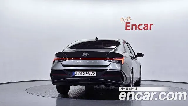 Hyundai Avante CN7 — Фото автомобиля 4