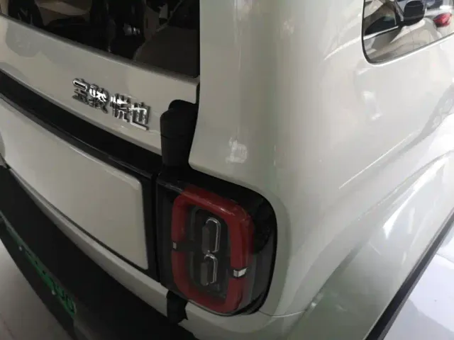 Baojun Yep — Фото автомобиля 7