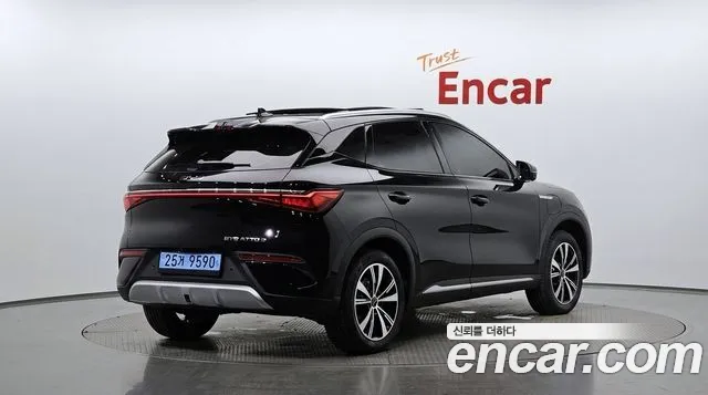 BYD Atto 3 — Фото автомобиля 2