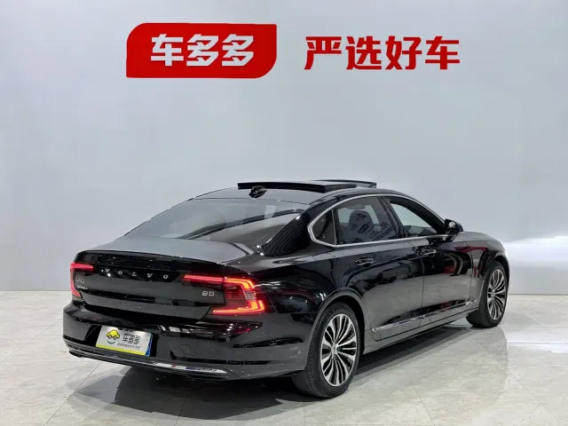 Volvo S90 — Фото автомобиля 7