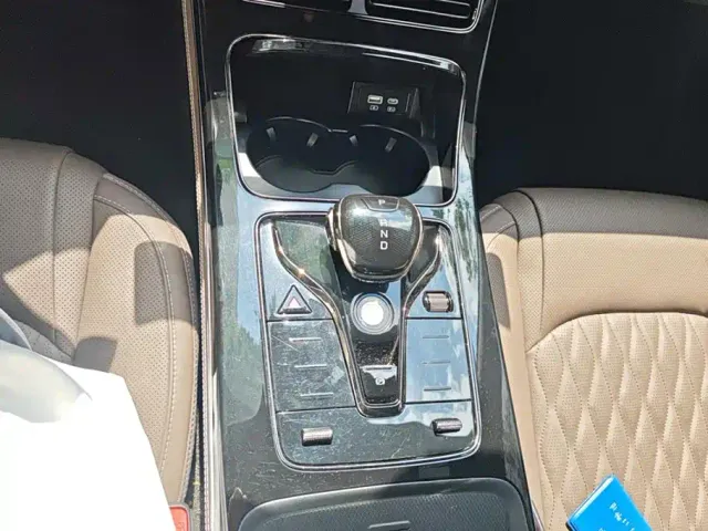 BYD Han — Фото автомобиля 16
