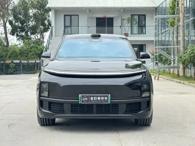 Li Auto L9 — Фото автомобиля 2