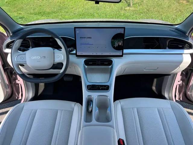 Geely Starry Wish — Фото автомобиля 12