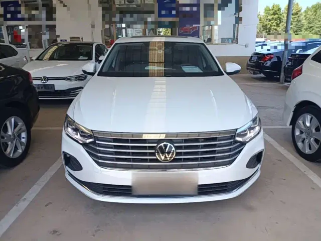 Volkswagen Lavida — Фото автомобиля 2