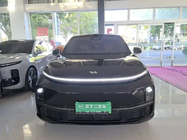 Li Auto L7 — Фото автомобиля 2