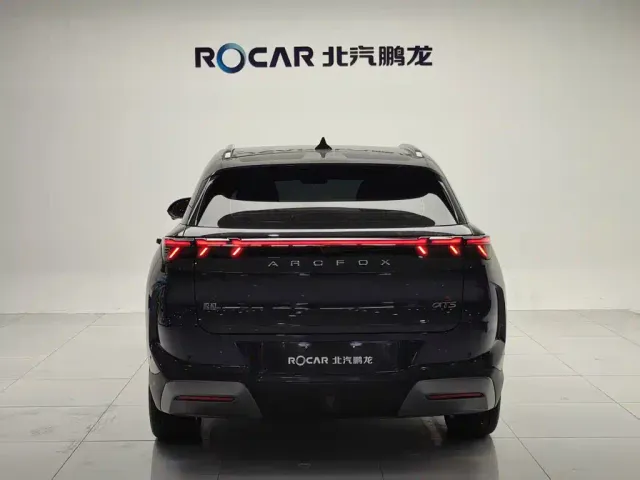 Arcfox Alpha T5 — Фото автомобиля 6