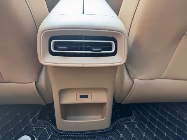 Landian E5 PLUS — Фото автомобиля 16