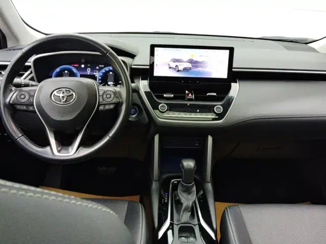 Toyota Frontlander — Фото автомобиля 12