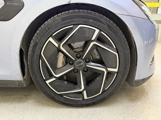 BYD Seal — Фото автомобиля 16