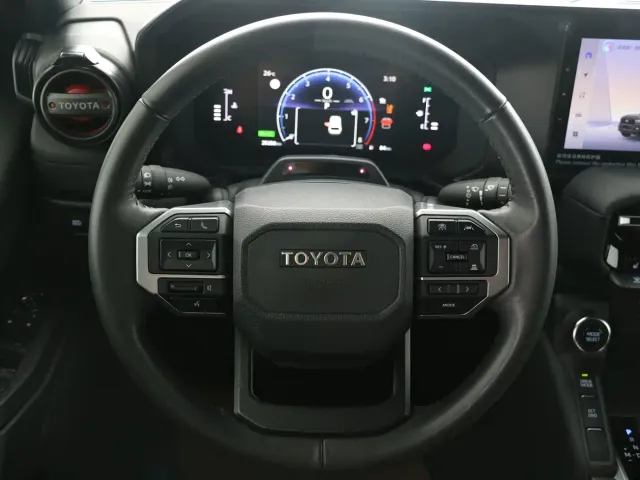 Toyota Prado — Фото автомобиля 5
