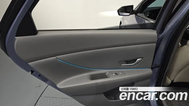 Hyundai AVANTE Новый Avante (CN7) — Фото автомобиля 25