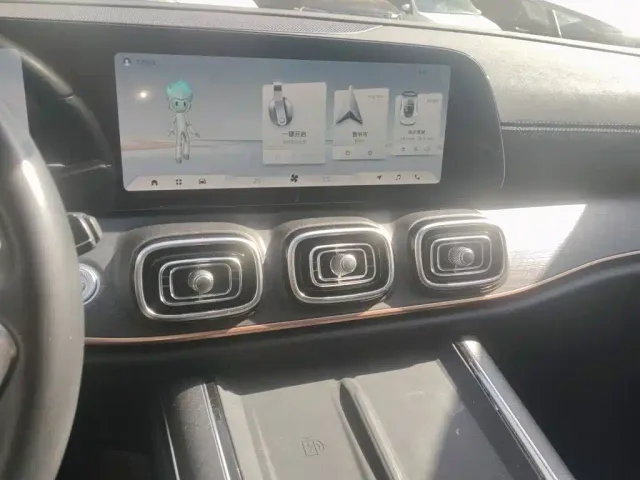 Chery Tiggo 9 — Фото автомобиля 9