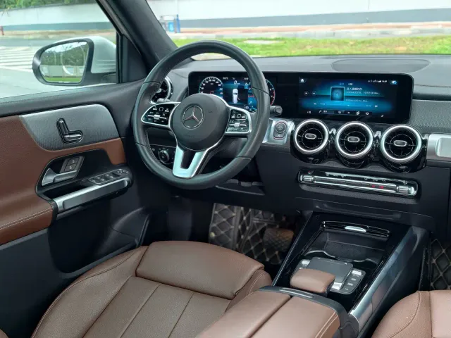 Mercedes-Benz GLB-Class — Фото автомобиля 21