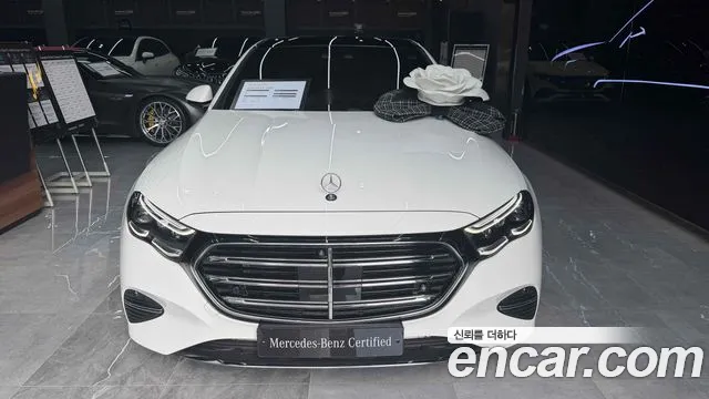 Фотография автомобиля — Mercedes-Benz E-Class W214
