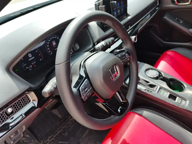 Honda Civic — Фото автомобиля 15