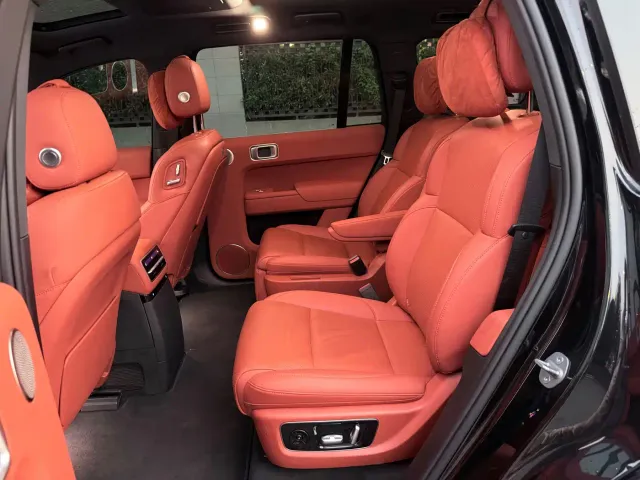 Li Auto L9 — Фото автомобиля 5