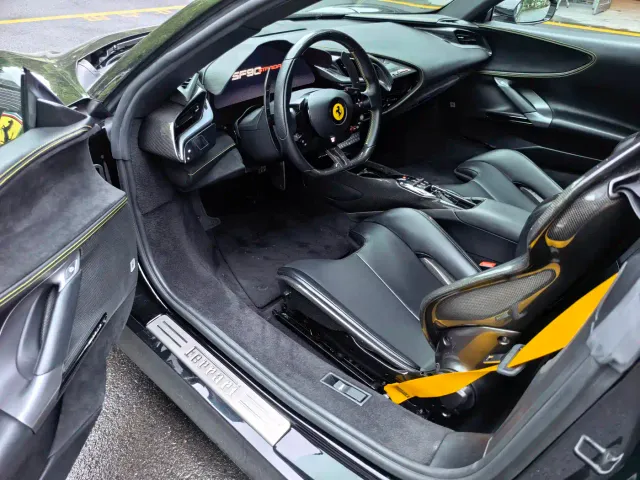 Ferrari SF90 — Фото автомобиля 8