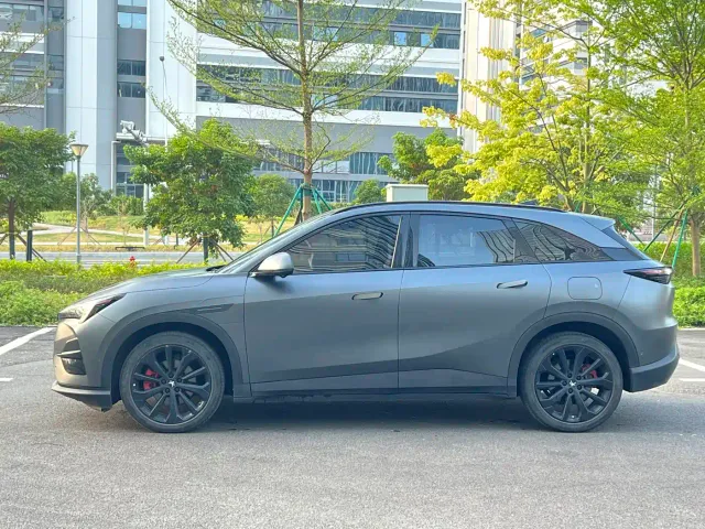 Arcfox Alpha T5 — Фото автомобиля 4