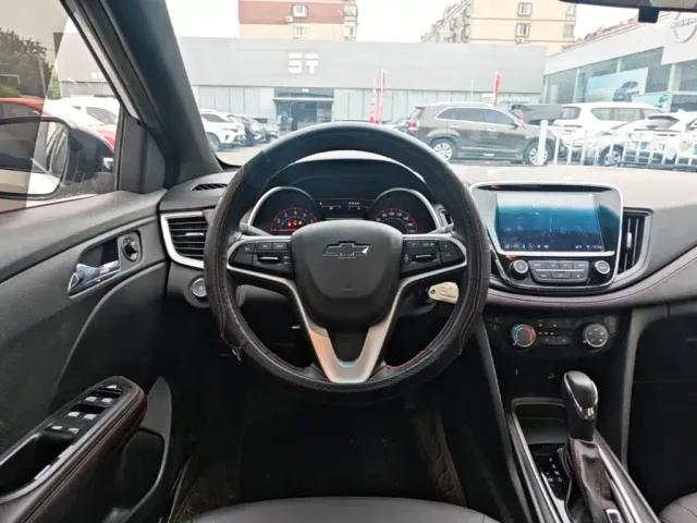 Chevrolet Monza — Фото автомобиля 2