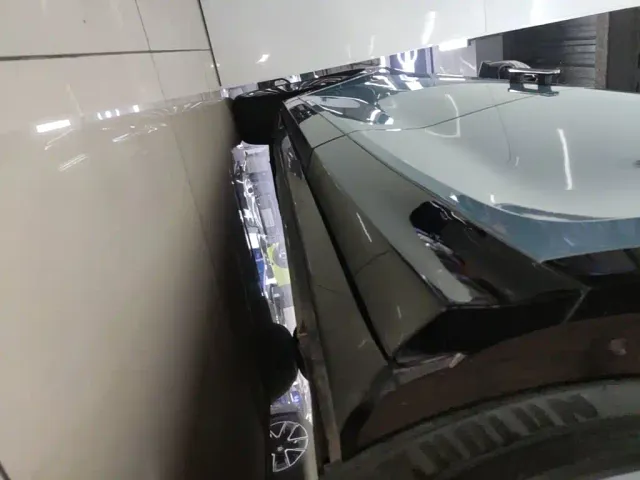 Voyah Auto VOYAH FREE 2021 AWD Standard Range Extender Exclusive Luxury Package — Фото автомобиля 21