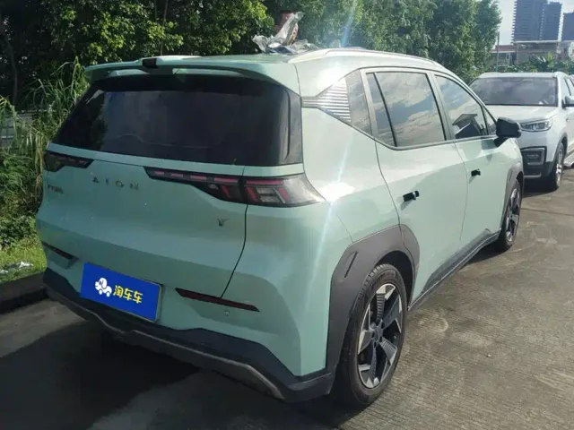 GAC Aion Y — Фото автомобиля 3