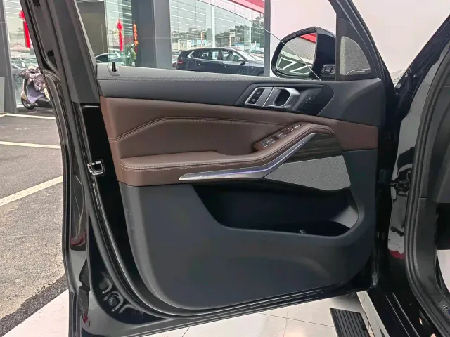 BMW X5 — Фото автомобиля 5