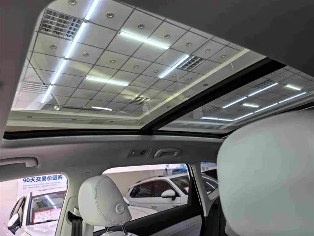 Volkswagen Tharu — Фото автомобиля 10