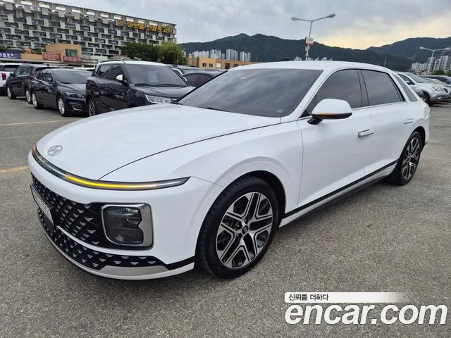 Hyundai Grandeur GN7 — Фото автомобиля 2