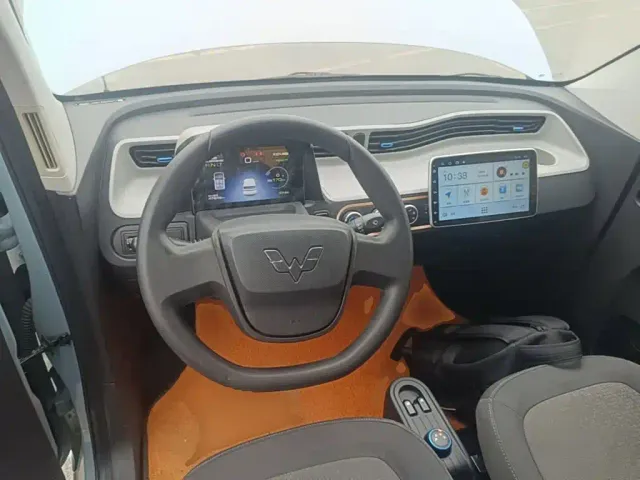 Wuling Hongguang Mini EV — Фото автомобиля 10